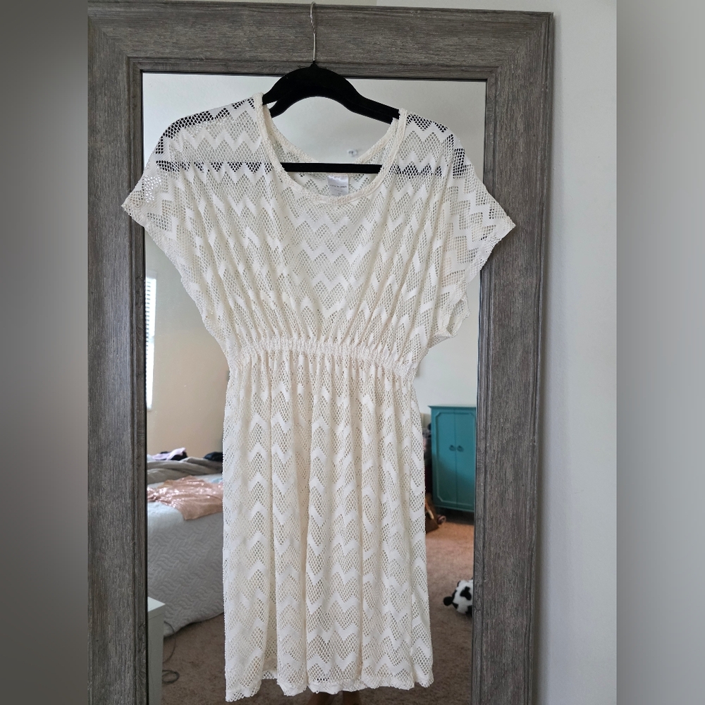 Elegant Cream Lace Cover Up